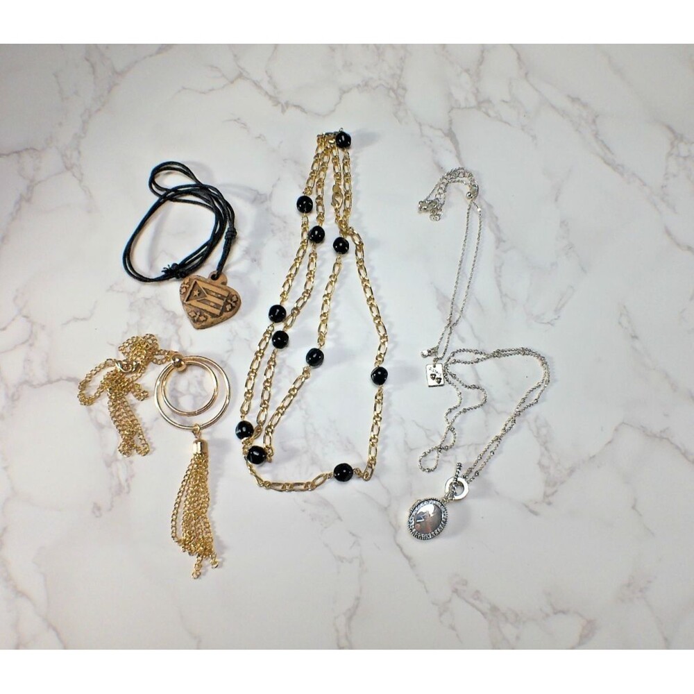 Lot of 5 Necklace Pendant Beaded Locket Siver Tone Gold Tone Tassel Sisters Flag